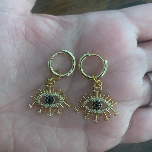 Like to be Notified ❤️ - Picture 12 of 15